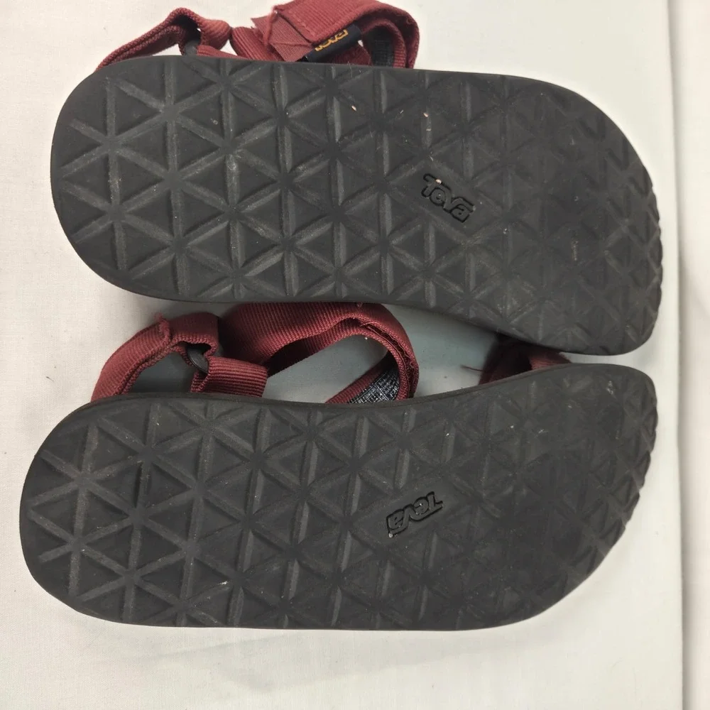 Teva Classic Original Universal Mens Walking Sandals in Bugandy Mens US Size 10